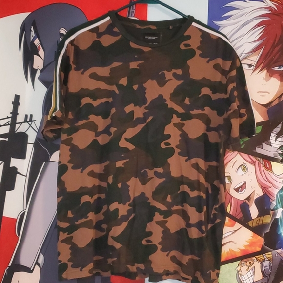 Fashion Nova Cadet Camo Short - Picture 2 of 2